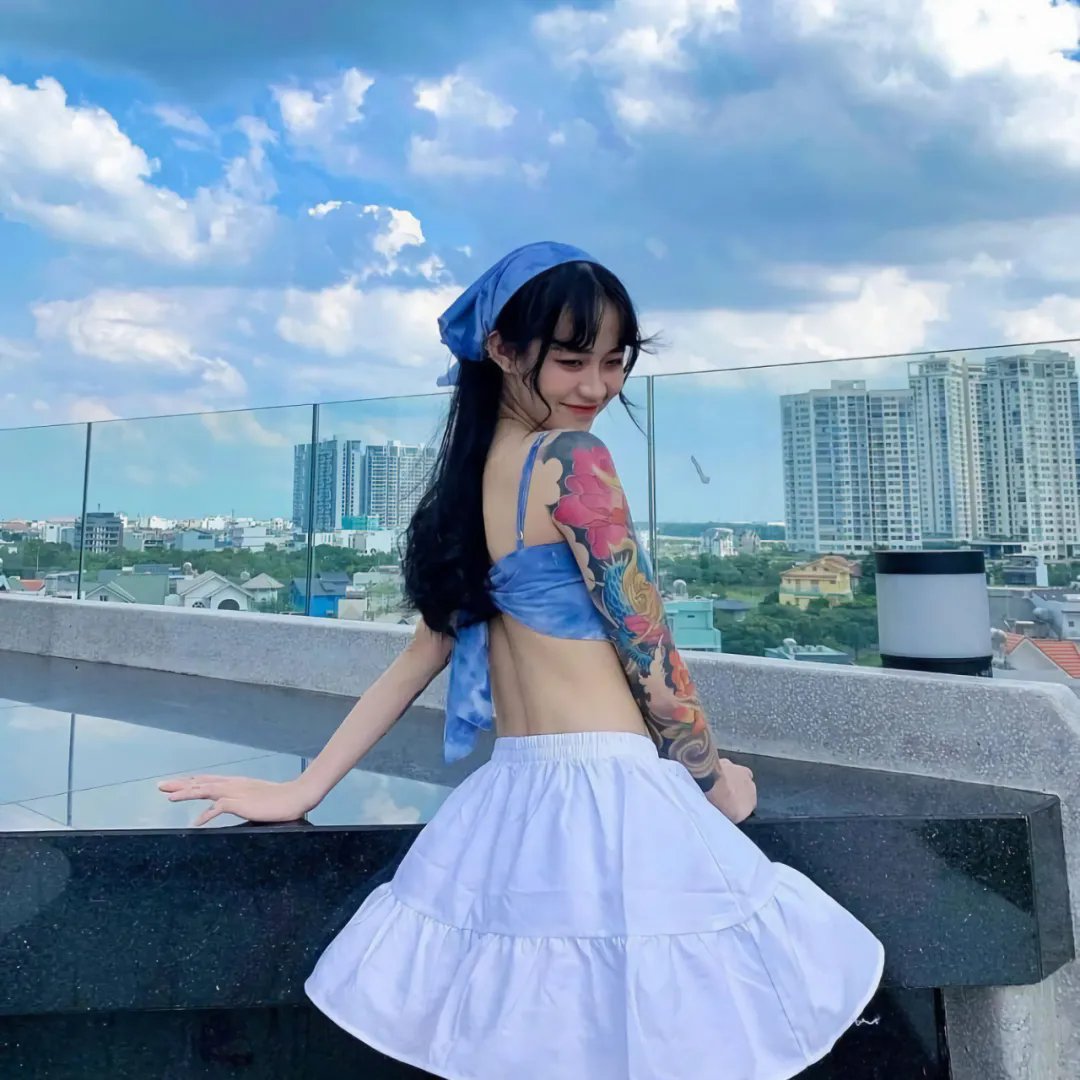 纯洁海报